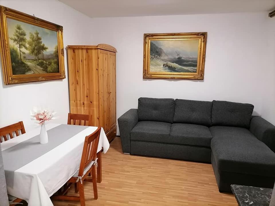 Apartmani Marina Poreč Eksteriør billede
